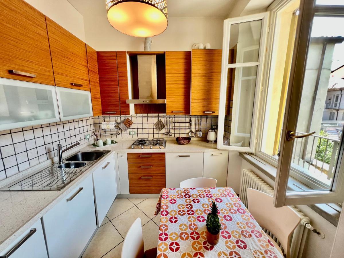 Divina Luxury Apartment With Jacuzzi Near The Lake コモ エクステリア 写真