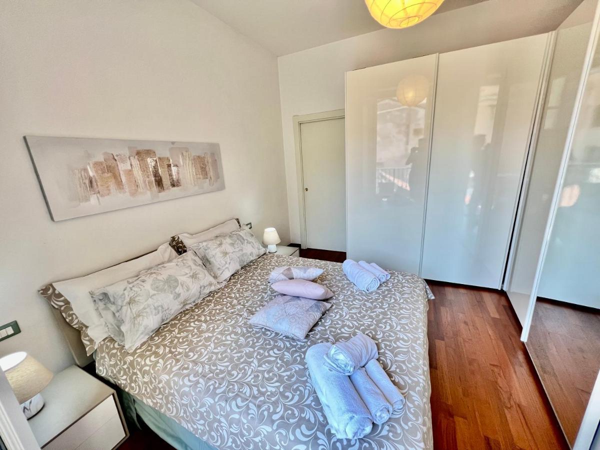 Divina Luxury Apartment With Jacuzzi Near The Lake コモ エクステリア 写真