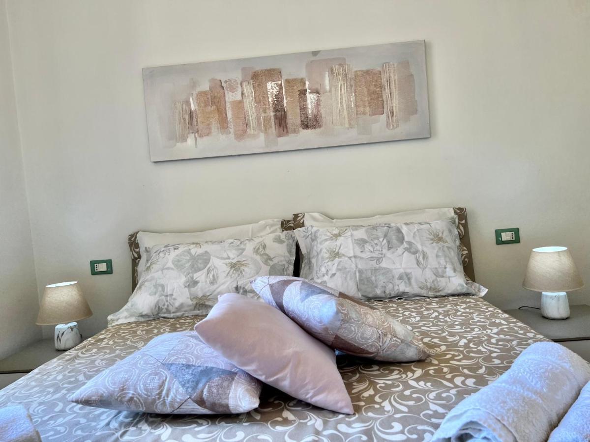 Divina Luxury Apartment With Jacuzzi Near The Lake コモ エクステリア 写真